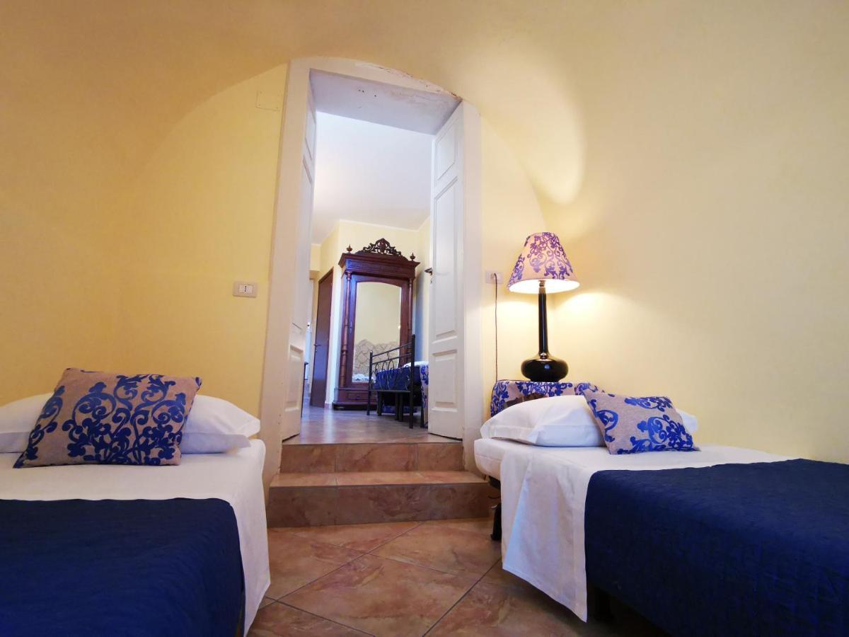 Del Centro Bed & Breakfast เอนนา ภายนอก รูปภาพ