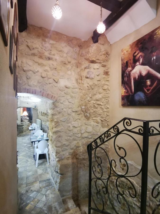 Del Centro Bed & Breakfast เอนนา ภายนอก รูปภาพ