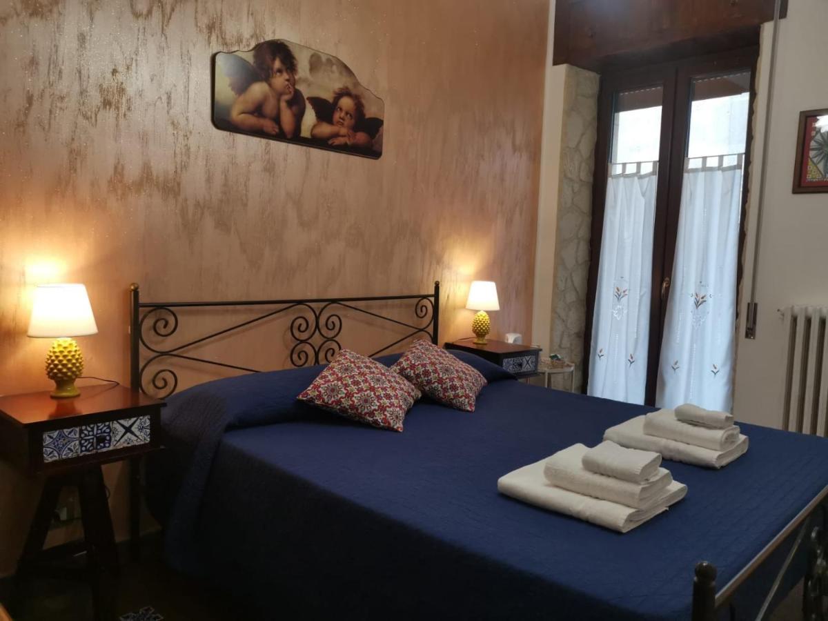 Del Centro Bed & Breakfast เอนนา ภายนอก รูปภาพ