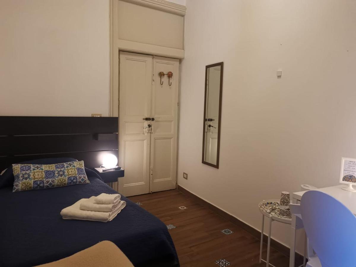 Del Centro Bed & Breakfast เอนนา ภายนอก รูปภาพ
