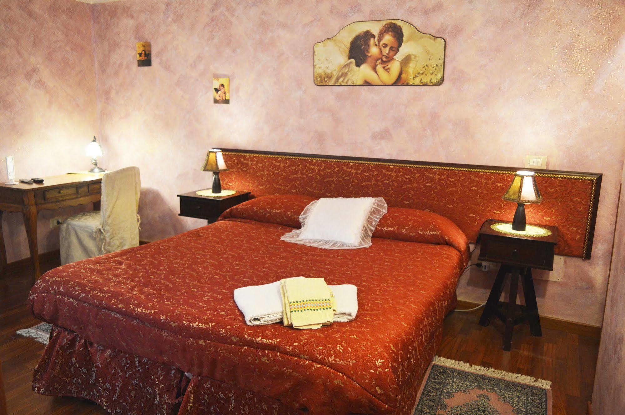 Del Centro Bed & Breakfast เอนนา ภายนอก รูปภาพ